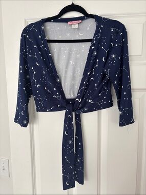 Heart of Haute size L constellation print tie front cropped cardigan NWOT